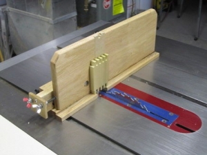 Adjustable Box Joint Jig