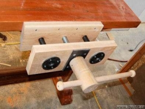 Quick-Release Vise