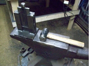 Blacksmith's Guillotine Tool