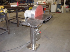 Pedestal-Mounted Disc Grinder