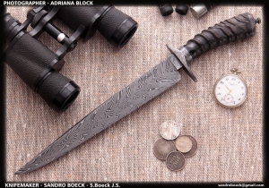 Bowie Knife