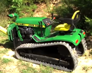 John Deere Crawler