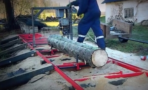 Chainsaw Mill