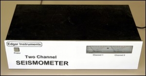 Digital Seismometer