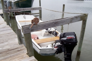 Tilting Boat Lift