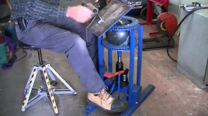 Adjustable Welding Table