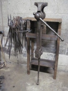 Vise and Tong Stand