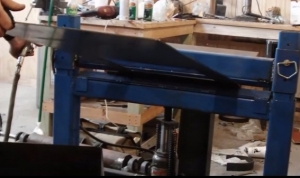 Reverse Ram Press Brake