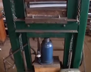 Motorized Hydraulic Press