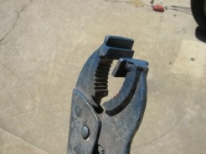 Vise-Grip Metal Finishing Tool