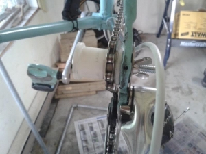 Bicycle Chain Cleaning Fixture