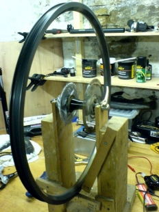 Truing Stand