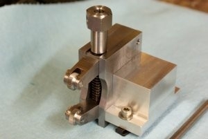 Knurling Tool