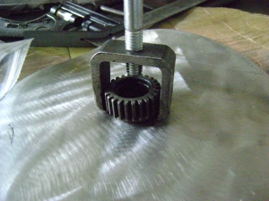 Triumph Gear Puller