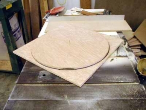 Table Saw Circle Cutting Jig