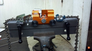 Chain Vise