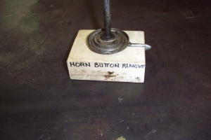 Horn Button Removal Tool