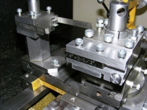 Swing Up Tool Holder for Threading