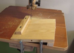 Bandsaw Dovetail Jig