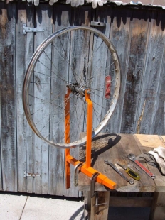 Bicycle Wheel Truing Stand