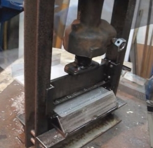 Mini Press Brake