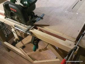 Circular Saw Spline Miter Jig