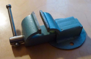 Bench Vise