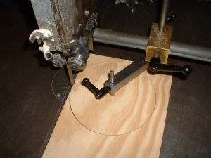 Bandsaw Circle Cutting Jig