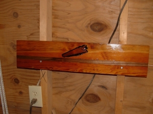 Hand Saw Holder