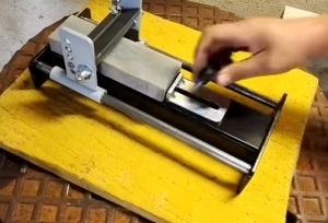 Chisel Sharpening Jig