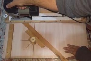 Jigsaw Cutting Jig