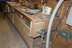 Workbench with Vise