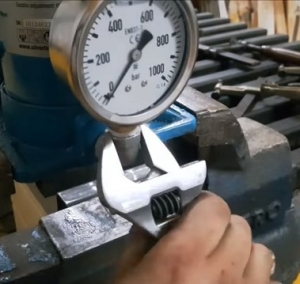 Bottle Jack Pressure Gauge