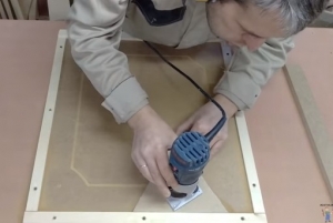 Palm Router Jig