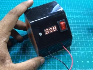 Voltmeter