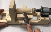 Mini Wood Lathe