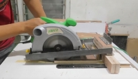 Sliding Miter Saw