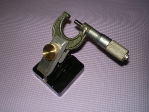 Micrometer Stand