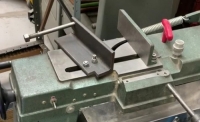 Bandsaw Jaw Aligner