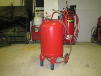 Pressurized Sandblaster