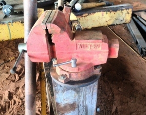 Vise Mount