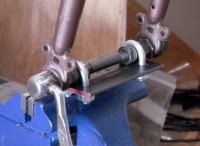 Bicycle Fork Vise