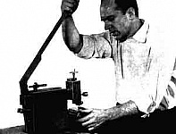 Manually Operated Metal Shaper